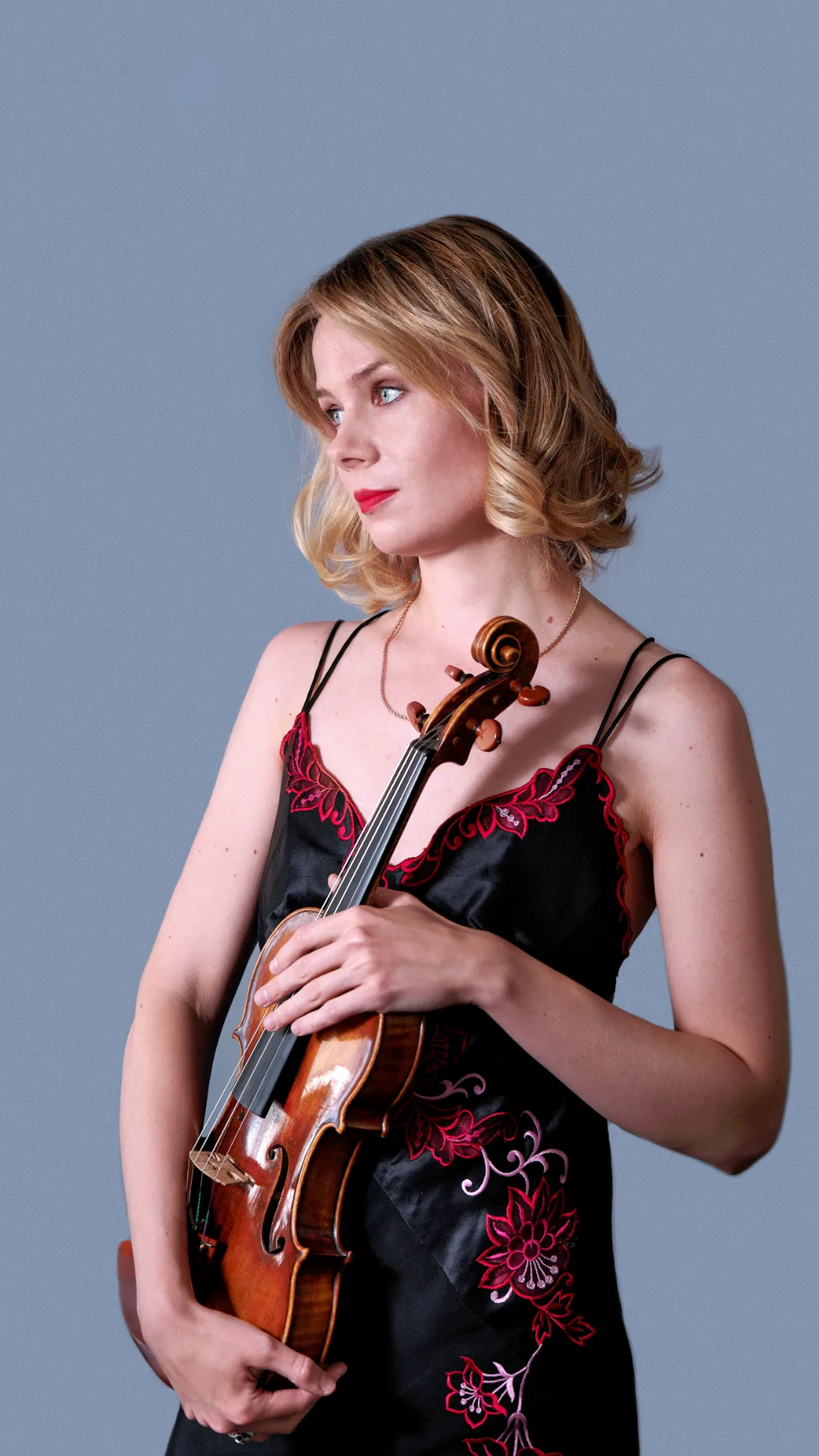Viktoria Grynenko  -  Violin